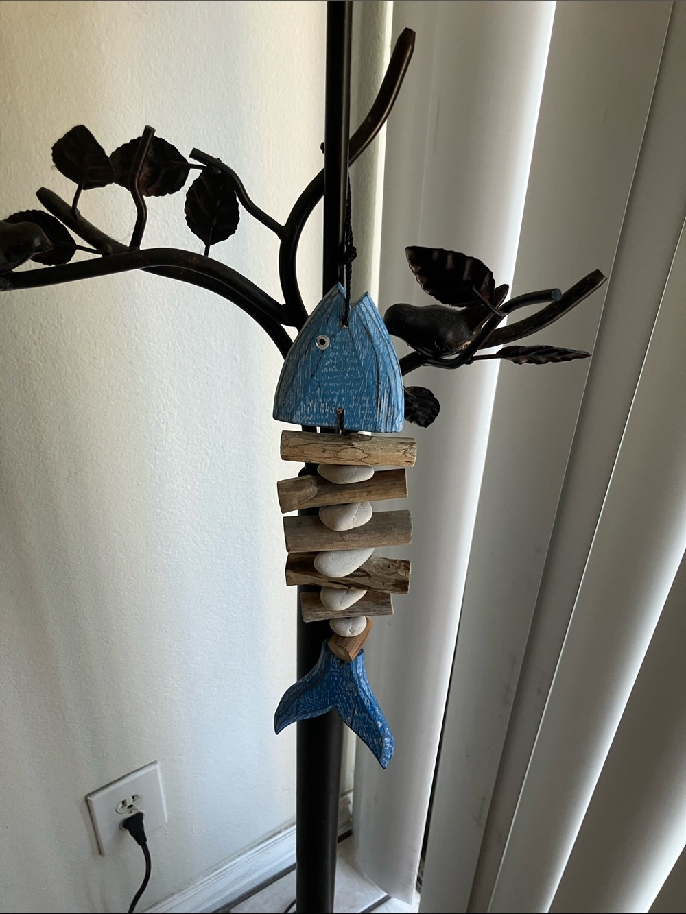 Decorative Blue Fish Hanging Ornament for Aquatic-Themed Décor